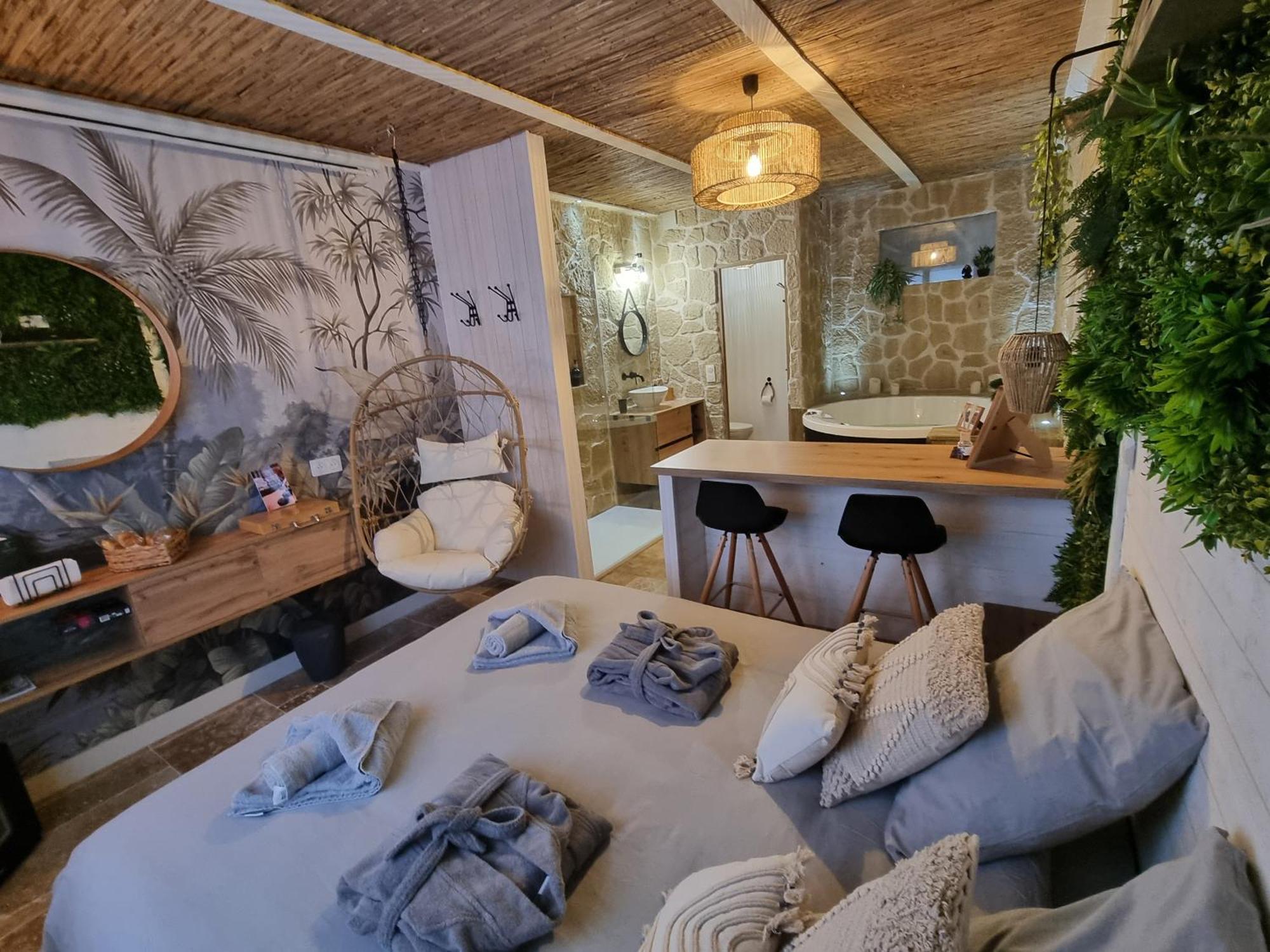 Les Spas De La Mer, Suite & Spa, Love Room, Plein Coeur Du Grau Le Grau-du-Roi Eksteriør billede