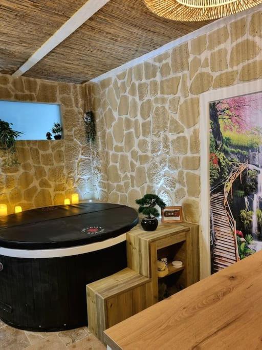 Les Spas De La Mer, Suite & Spa, Love Room, Plein Coeur Du Grau Le Grau-du-Roi Eksteriør billede